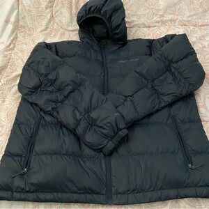 Eddie Bauer men’s lightweight down jacket